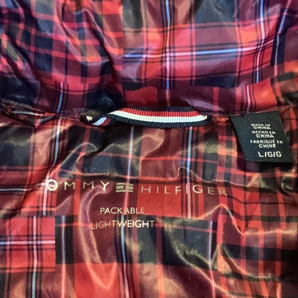 Tommy Hilfiger Women’s Sleeveless Plaid Puffer Vest Packable Lightweight T38* - Picture 3 of 7